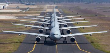 Aircraft lined up on taxiway
