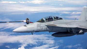 Aircraft (Super Hornet) refuelling in flight